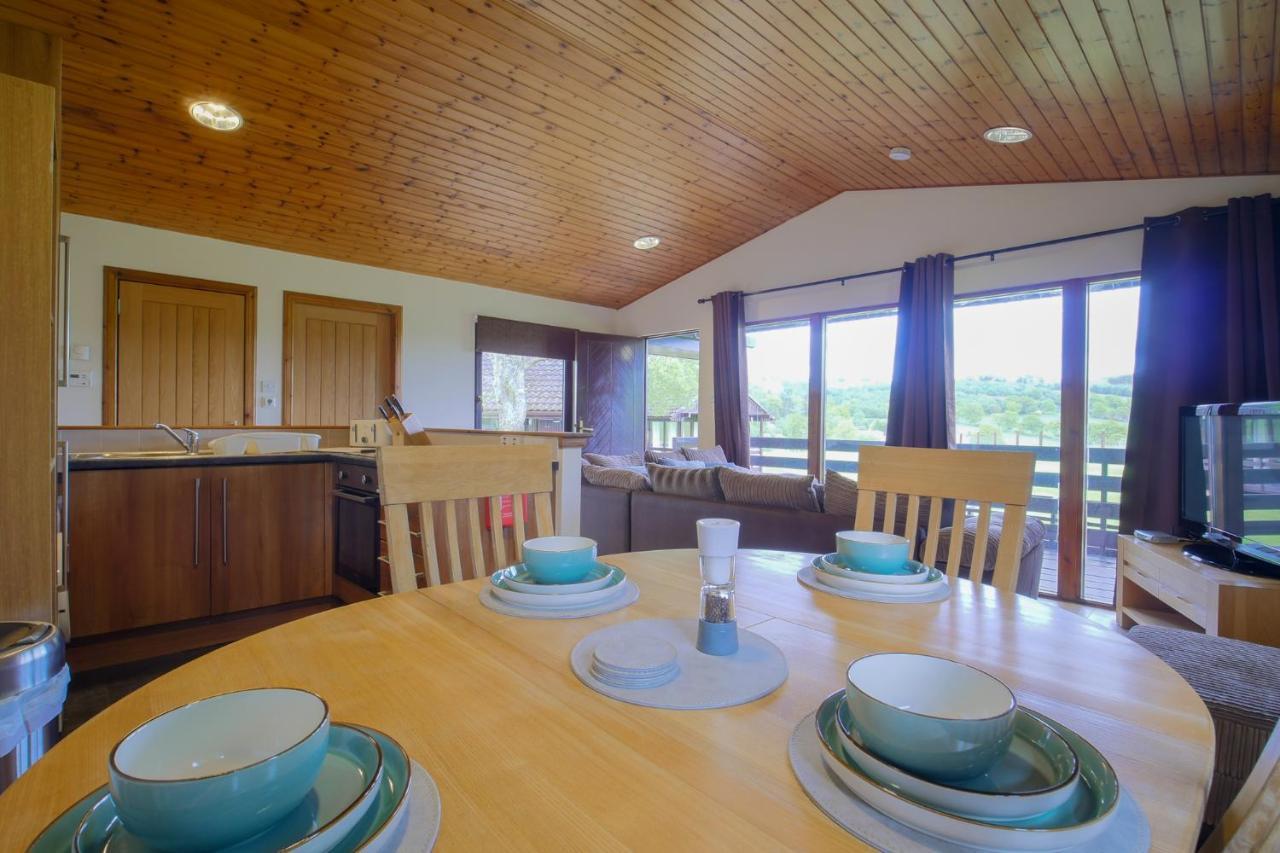 אינברנס Glenview Chalet Park מראה חיצוני תמונה